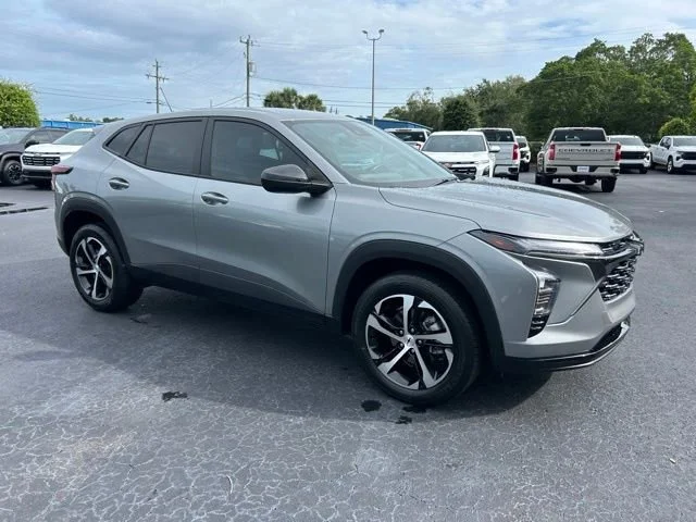 2024 Chevrolet Trax 1RS's photo