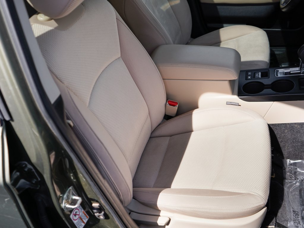 Used 2015 Wilderness Green Metallic Subaru 2.5i Premium image 27