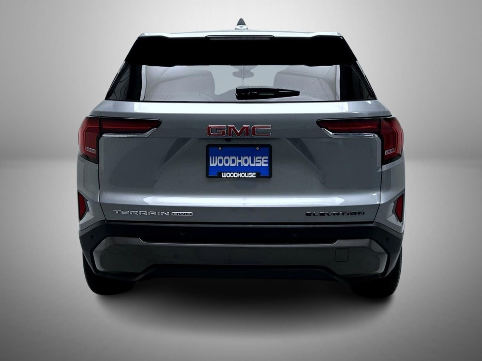 Used 2026 Silver GMC Elevation image 6