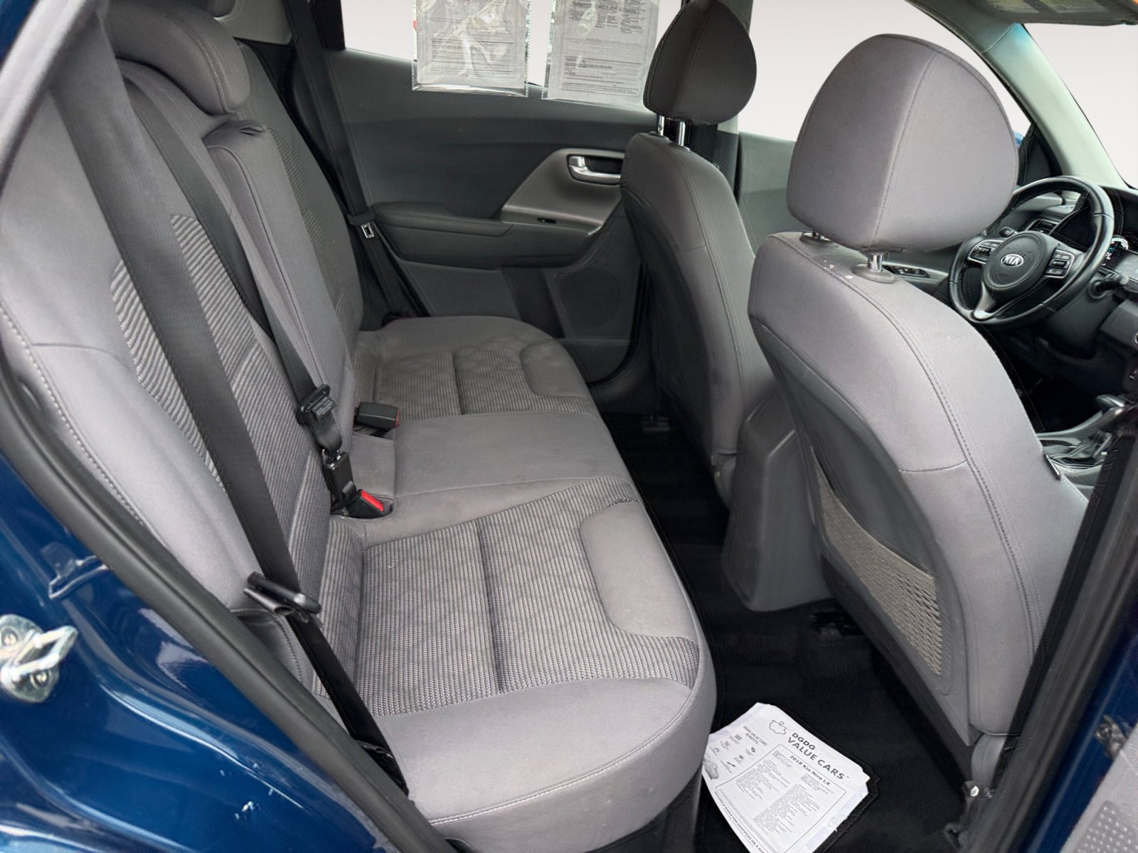 Used 2018 Deep Cerulean Kia LX image 18