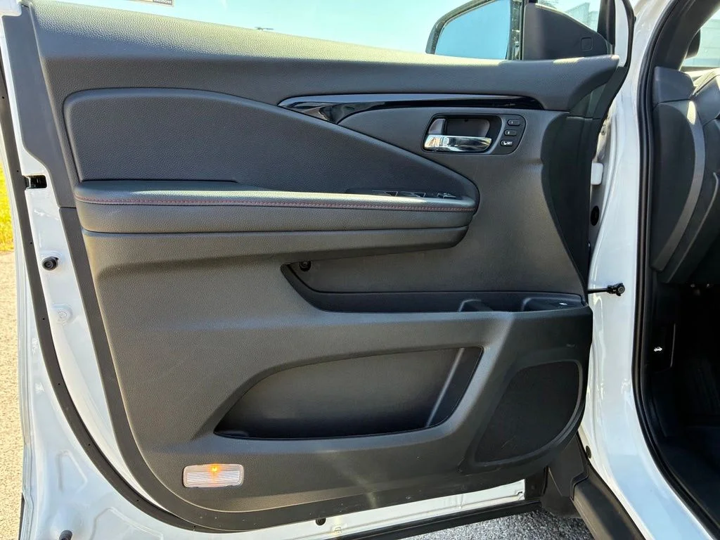 Used 2023 White Honda Black Edition image 27