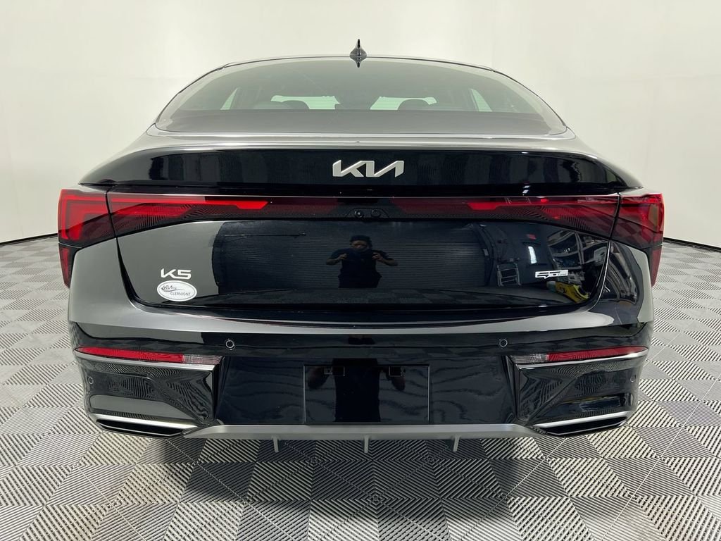 New 2026 Aurora Black Pearl Kia GT-Line FWD image 4