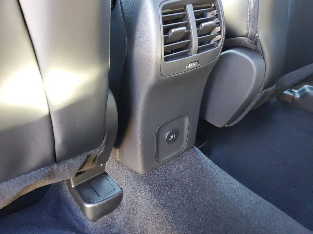 2026 Ford Escape ST-Line - Photo 25