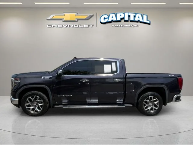 Used 2022 Silver GMC SLT image 2