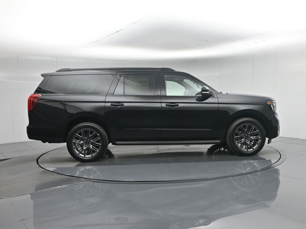 New 2026 Agate Black Metallic Ford Platinum image 28