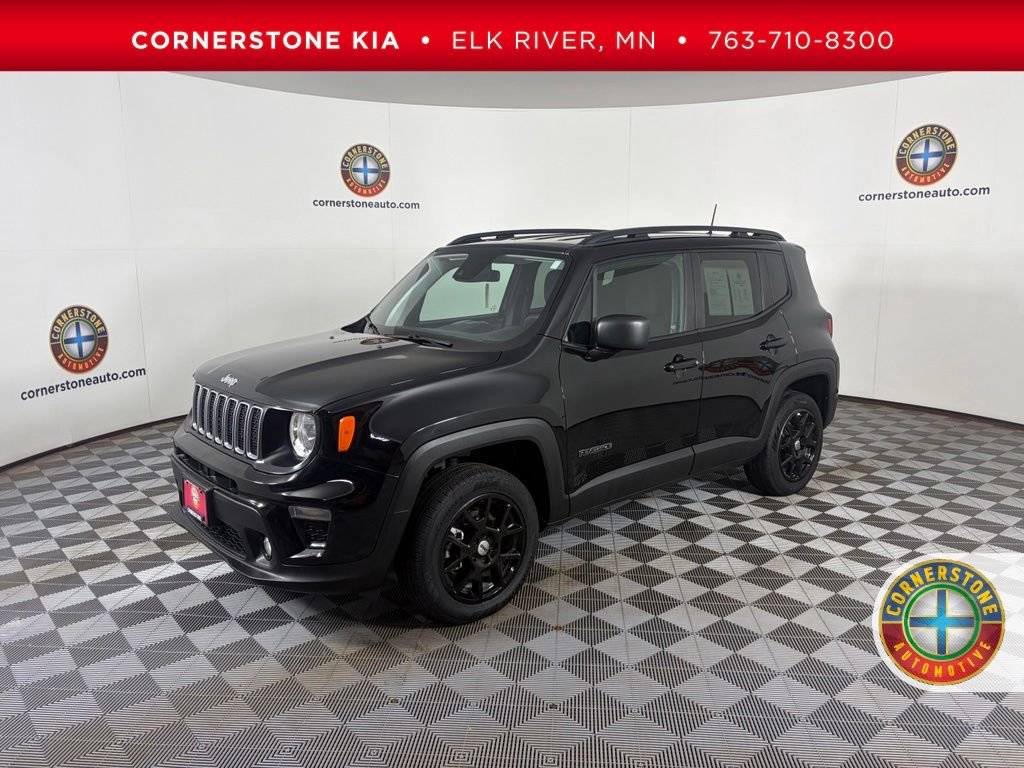 Used 2022 Black Jeep Latitude image 1