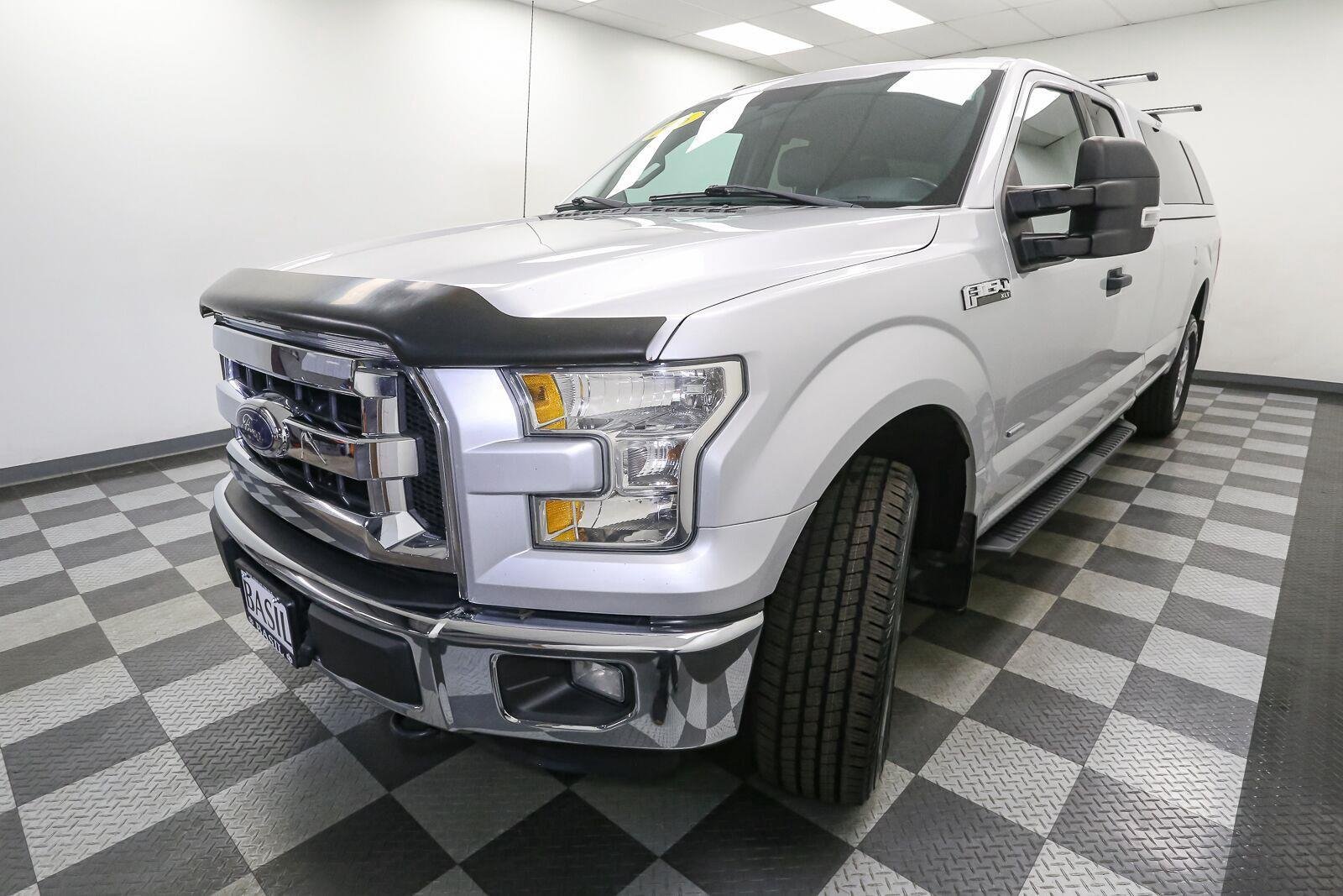 Used 2016 Ingot Silver Metallic Ford XLT image 4