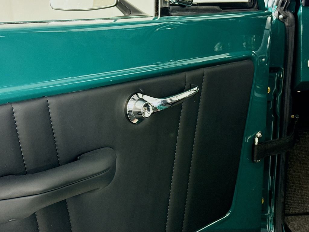 Used 1968 Green Ford Kindred Motorworks image 43