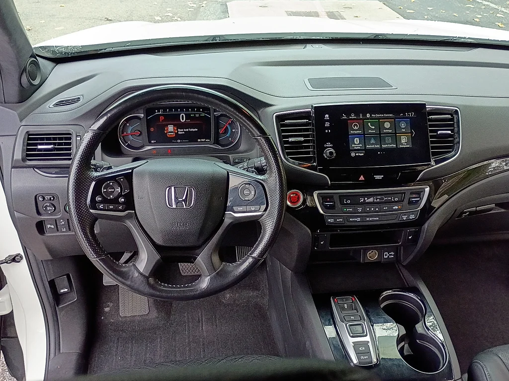 Used 2019 WHITE Honda Touring image 12