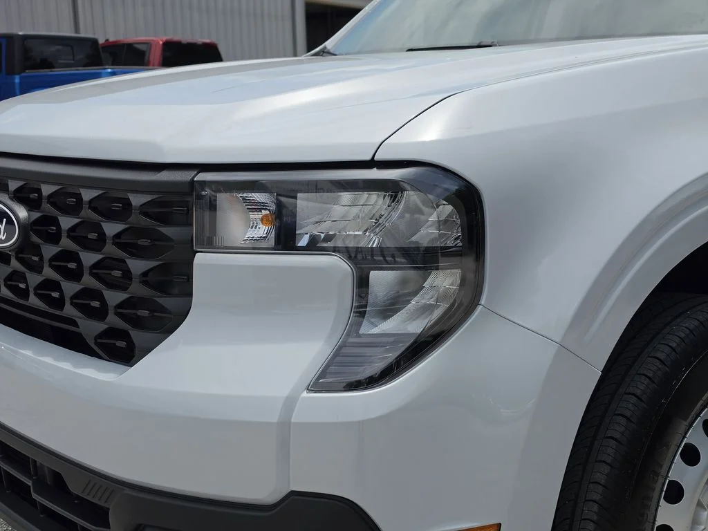 Certified Used 2025 White Metallic Ford XL image 7
