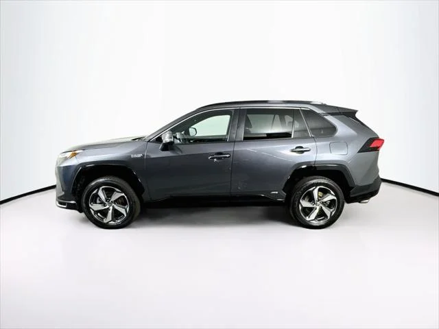 Certified Used 2023 MAGNETIC GRAY MET. Toyota  image 4