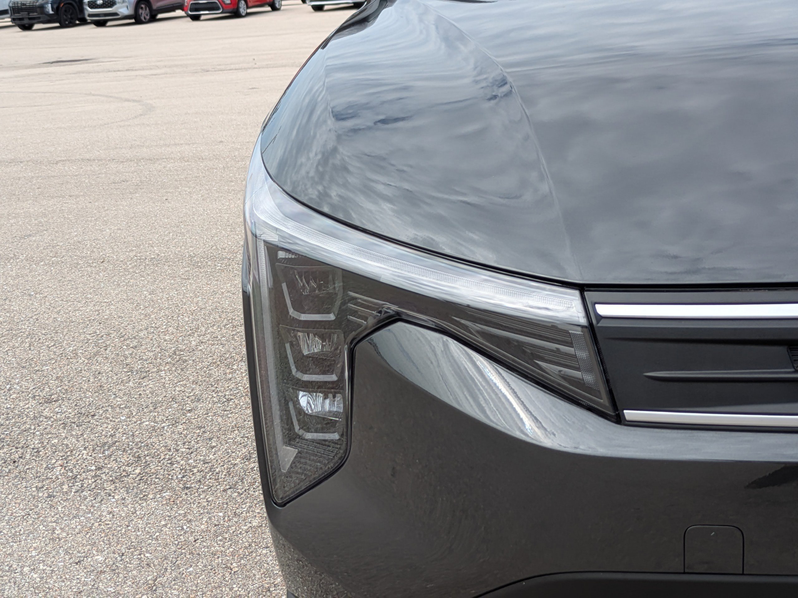 New 2026 Steel Gray Kia LXS image 10