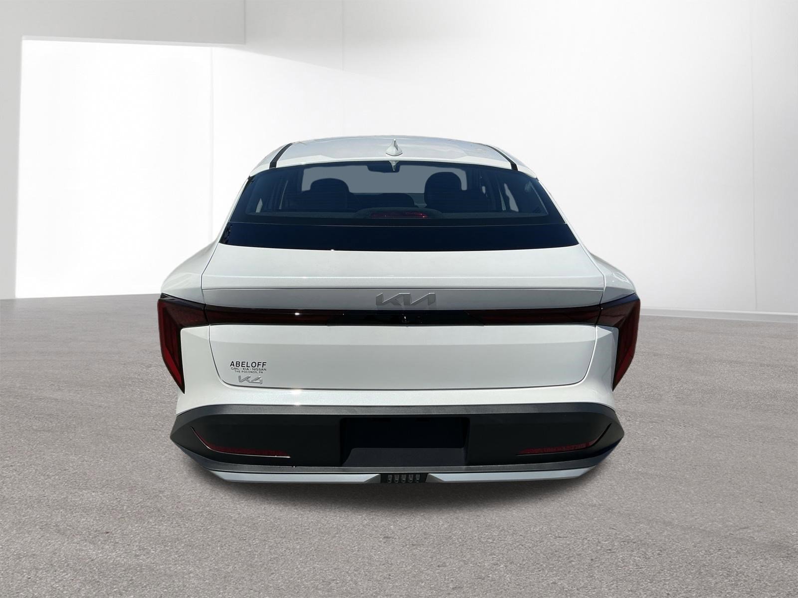 New 2026 Snow White Pearl Kia LXS image 4