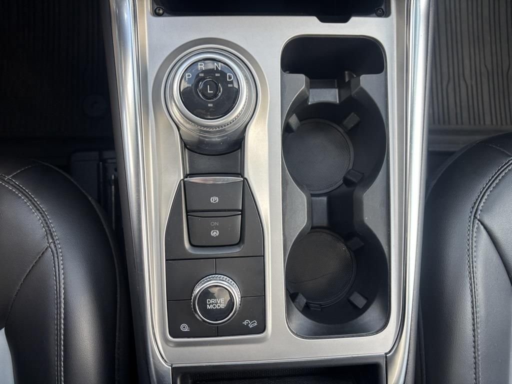 Certified Used 2022 White Metallic Ford XLT image 40