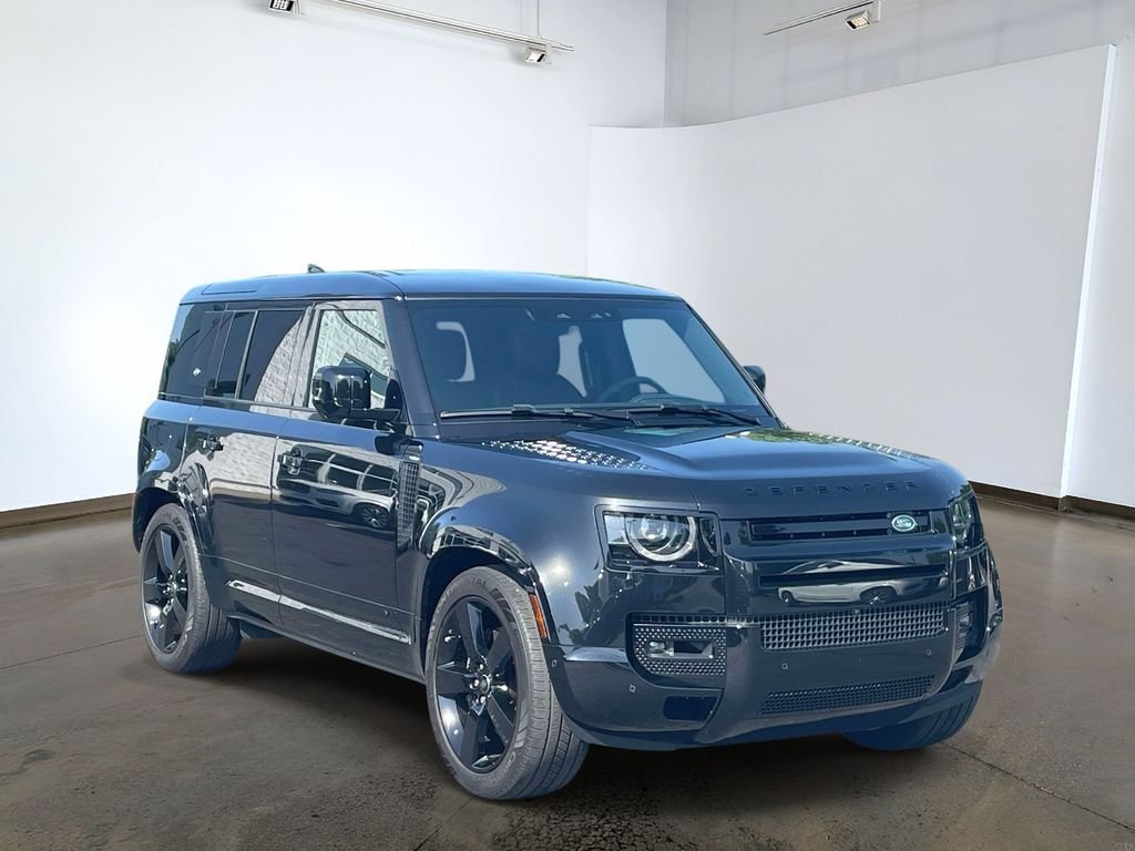 Certified Used 2024 Santorini Black Metallic Land Rover V8 image 3