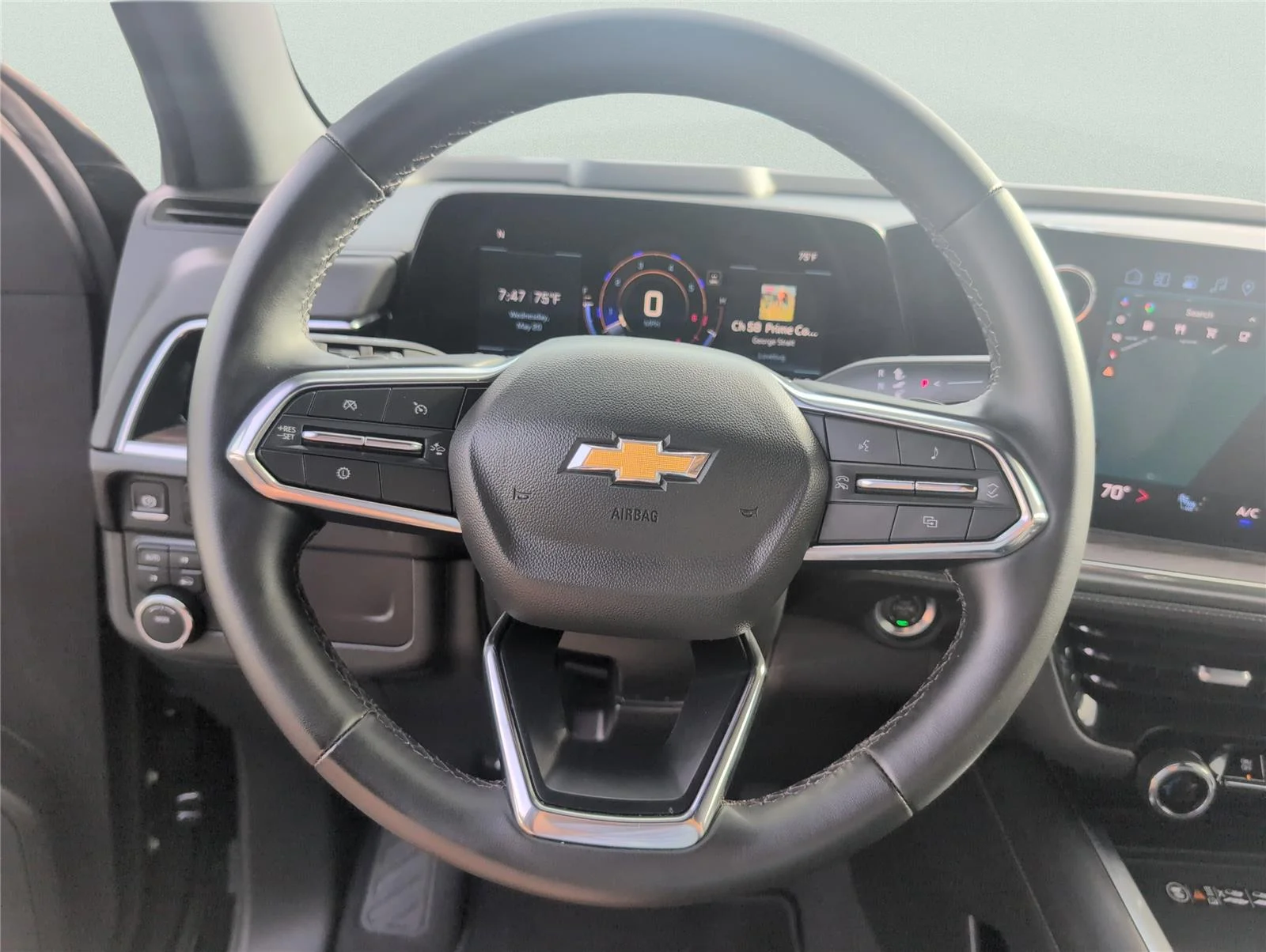 Used 2025 Black Chevrolet LT image 23