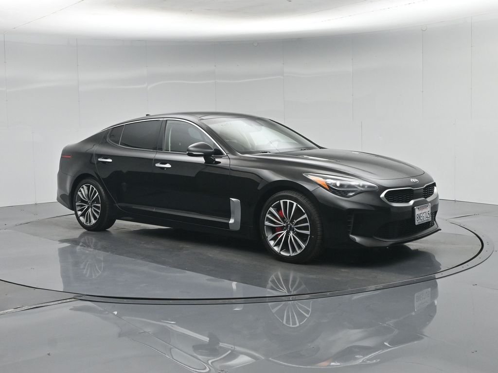 Used 2019 Black Kia Premium image 28