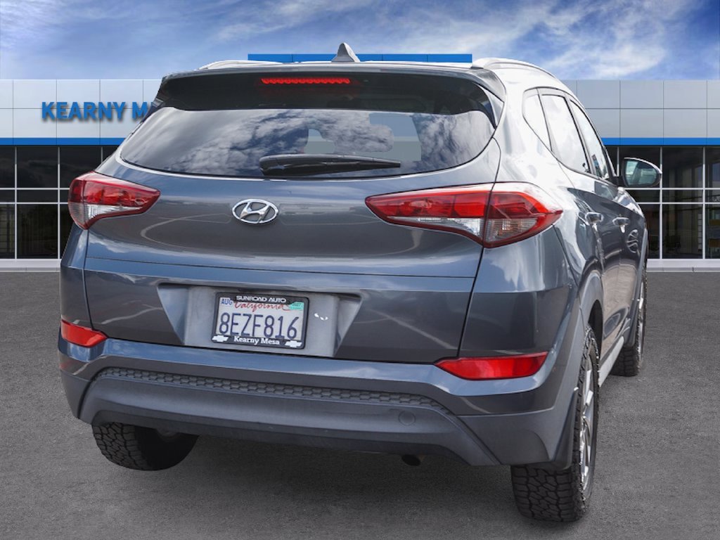 Used 2018 Gray Hyundai SEL image 6