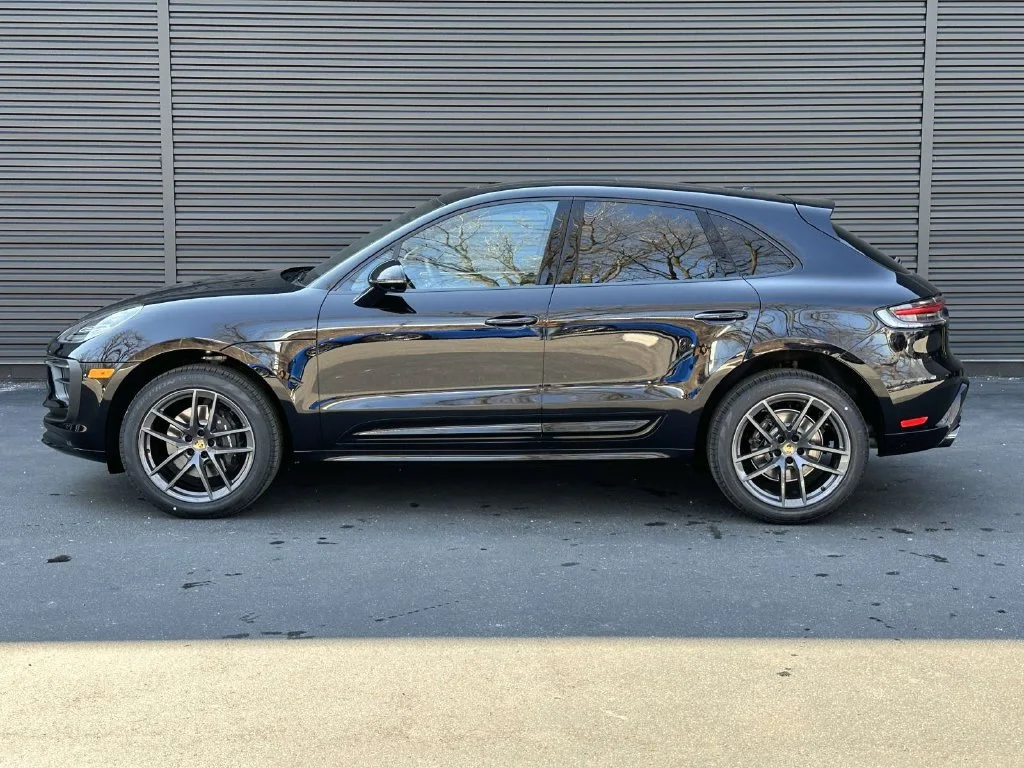 New 2026 Black Porsche T image 2