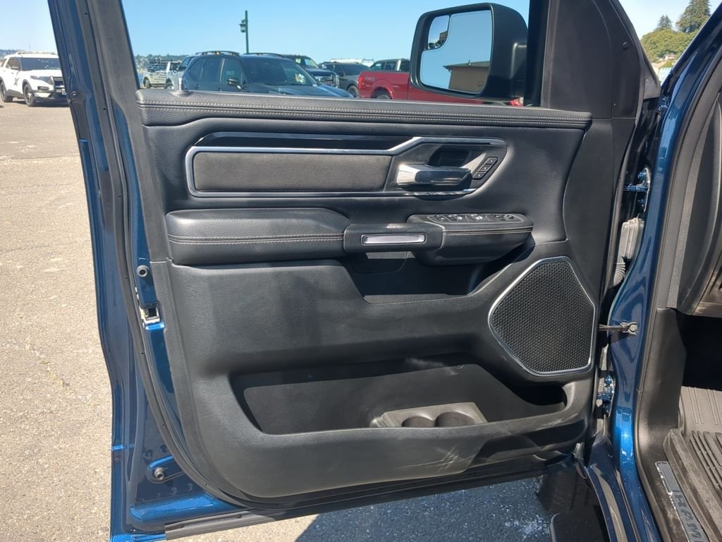 Used 2022 Patriot Blue Pearlcoat Ram Laramie image 13