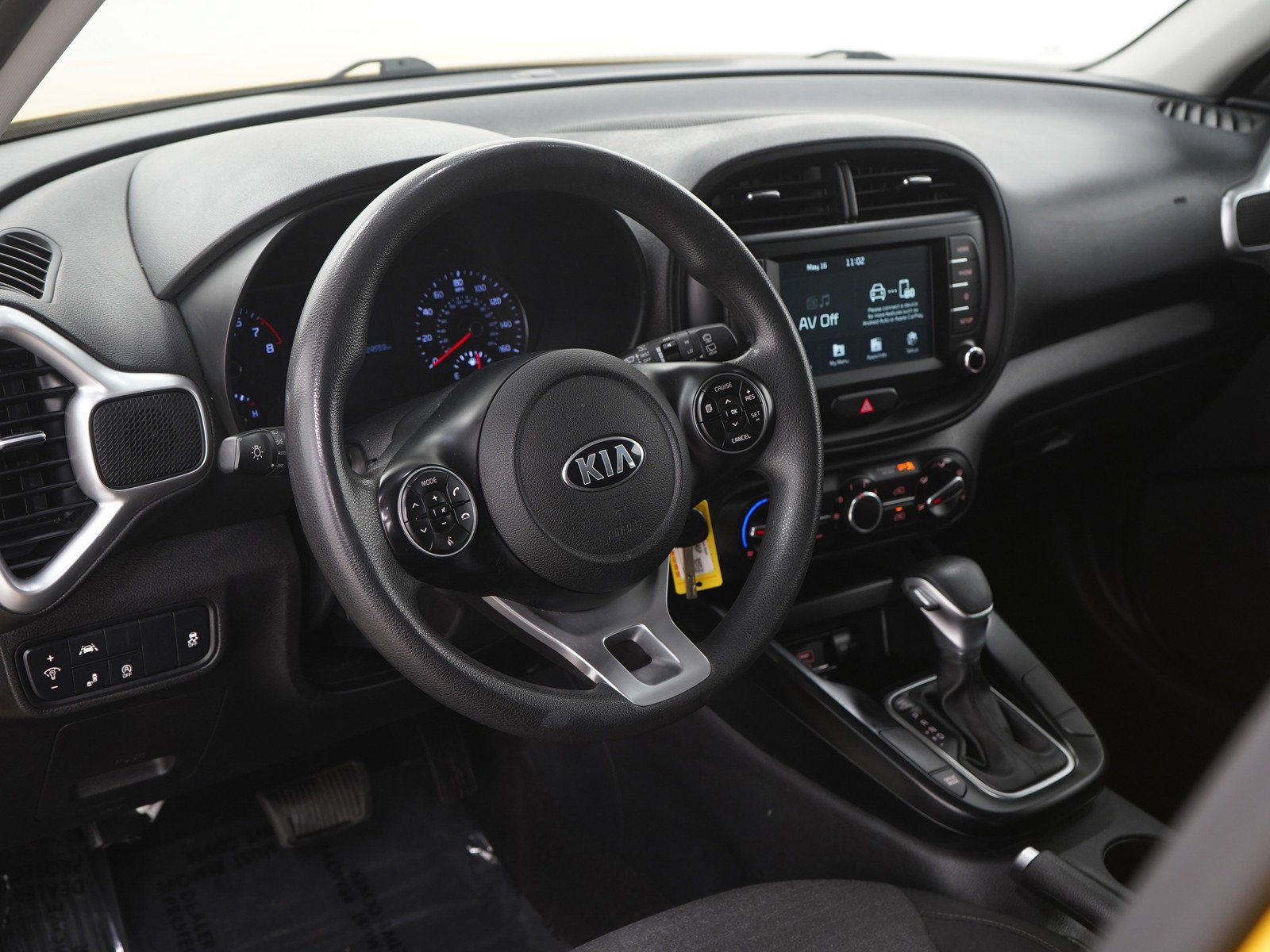 Used 2020 Solar Yellow Kia S IVT image 22