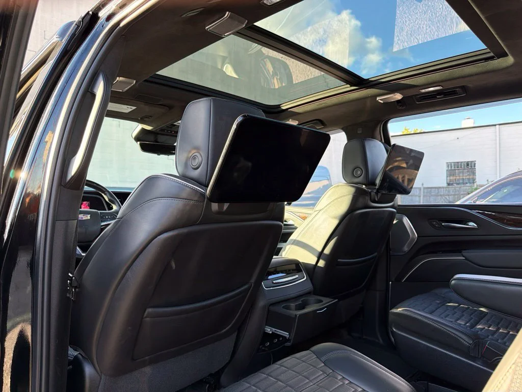 Used 2022 Black Cadillac Sport Platinum image 30