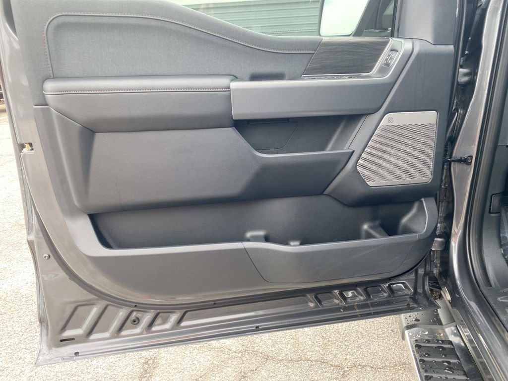 New 2026 Carbonized Gray Metallic Ford Lariat® image 11