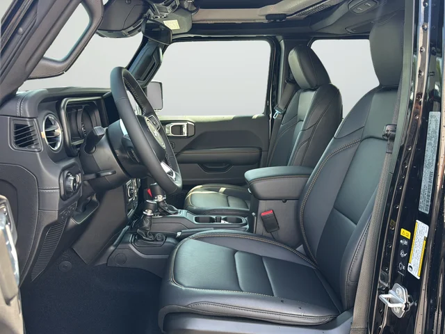 New 2026 Black Clear-Coat Exterior Paint Jeep Sahara image 10