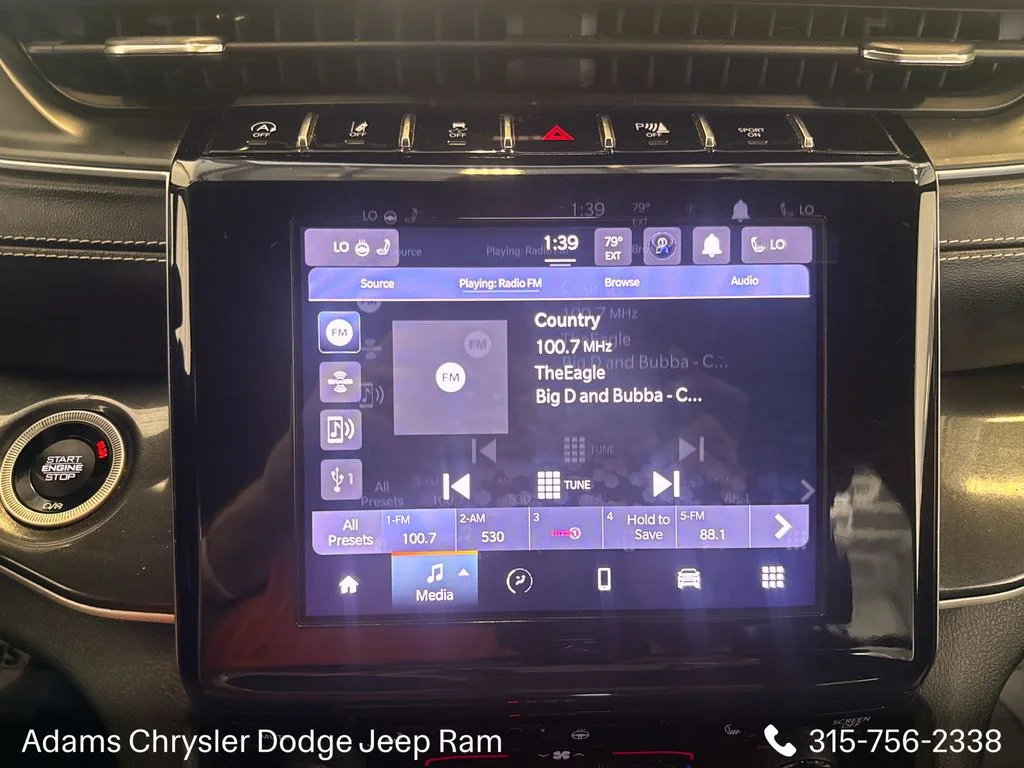 Used 2023 White Jeep Altitude X image 17