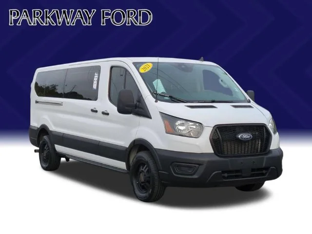 Used 2021 White Ford XL image 7