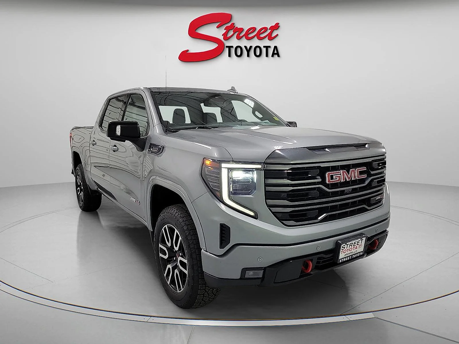 Used 2024 Sterling Metallic GMC AT4 image 5