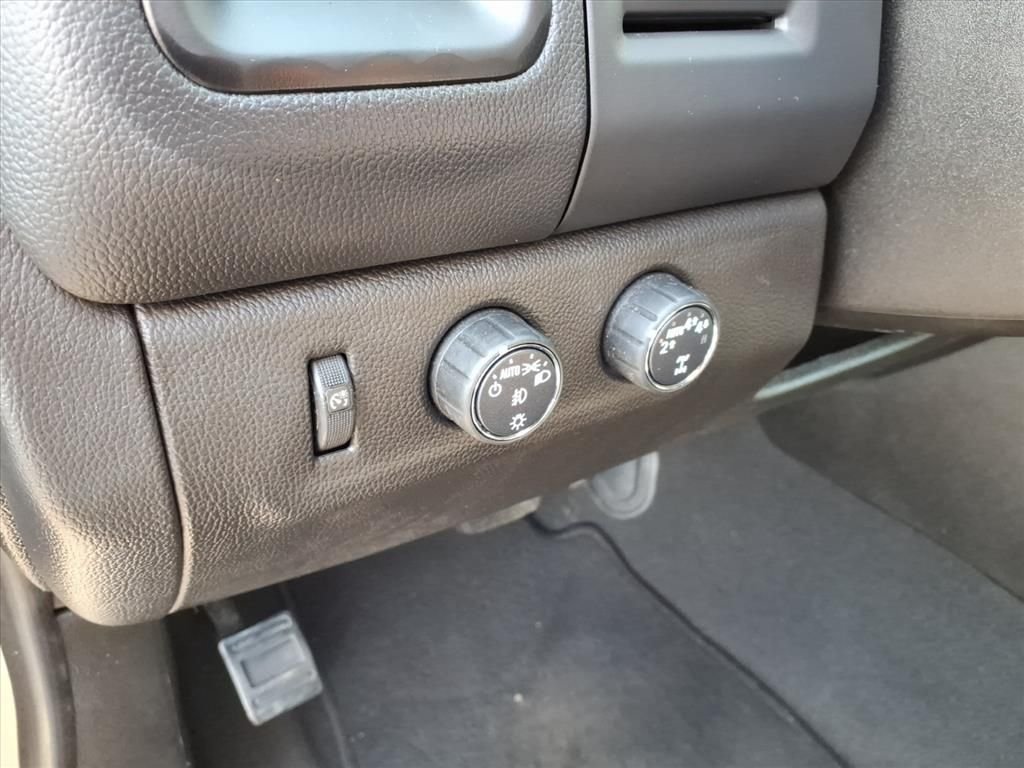 Used 2022 Gray Chevrolet LT image 11