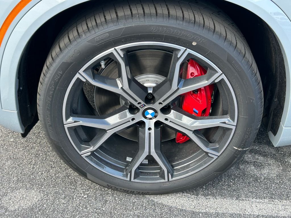 New 2026 Brooklyn Grey Metallic BMW xDrive50e image 9