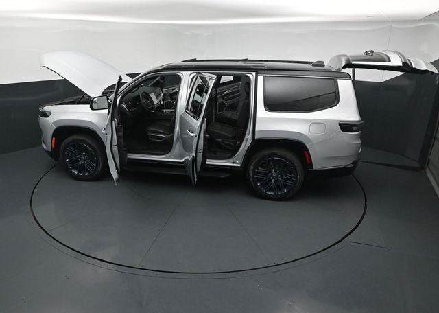 New 2026 Silver Jeep 85th Anniversary Edition image 27
