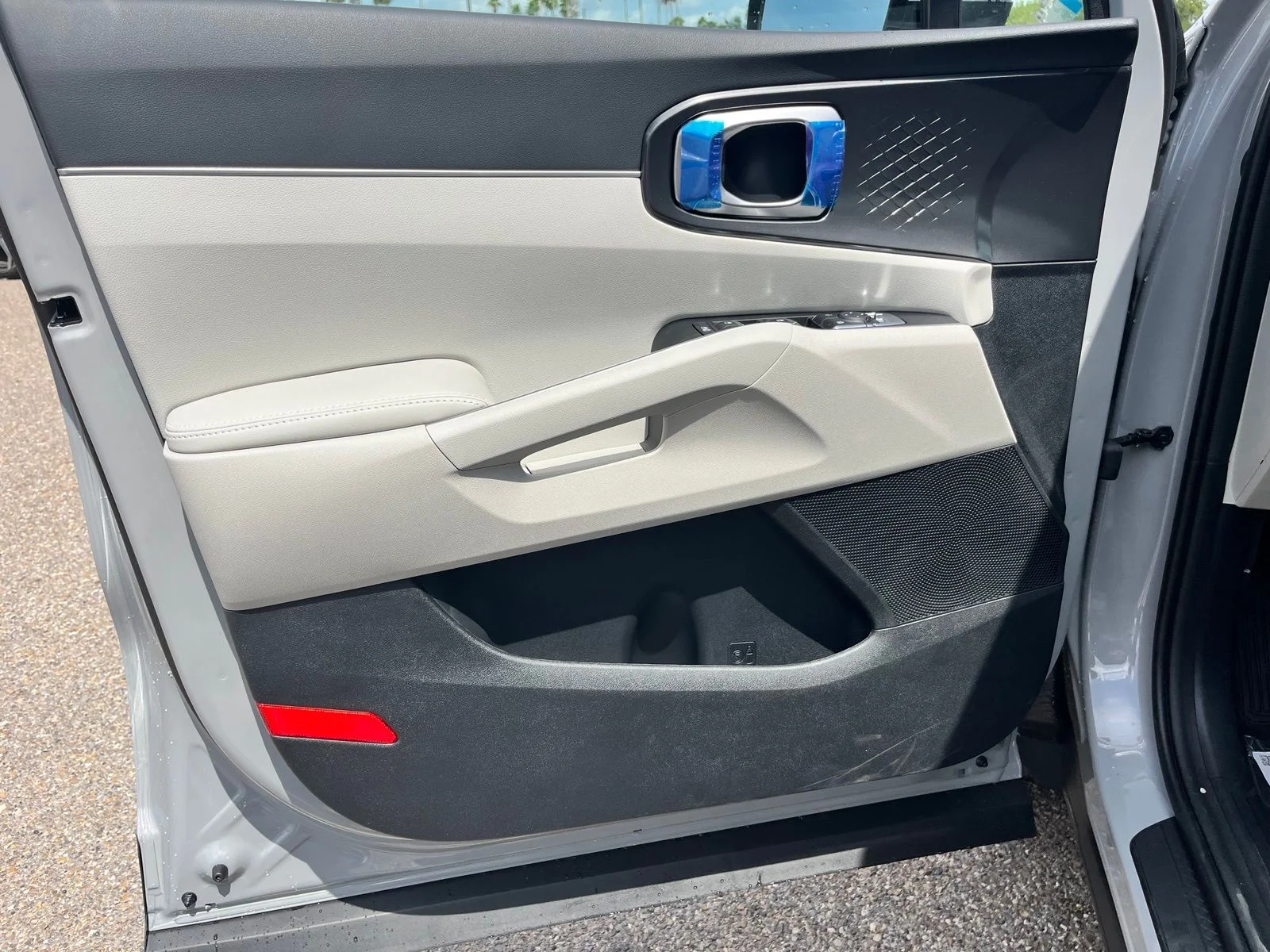 New 2026 Gray Kia S image 16
