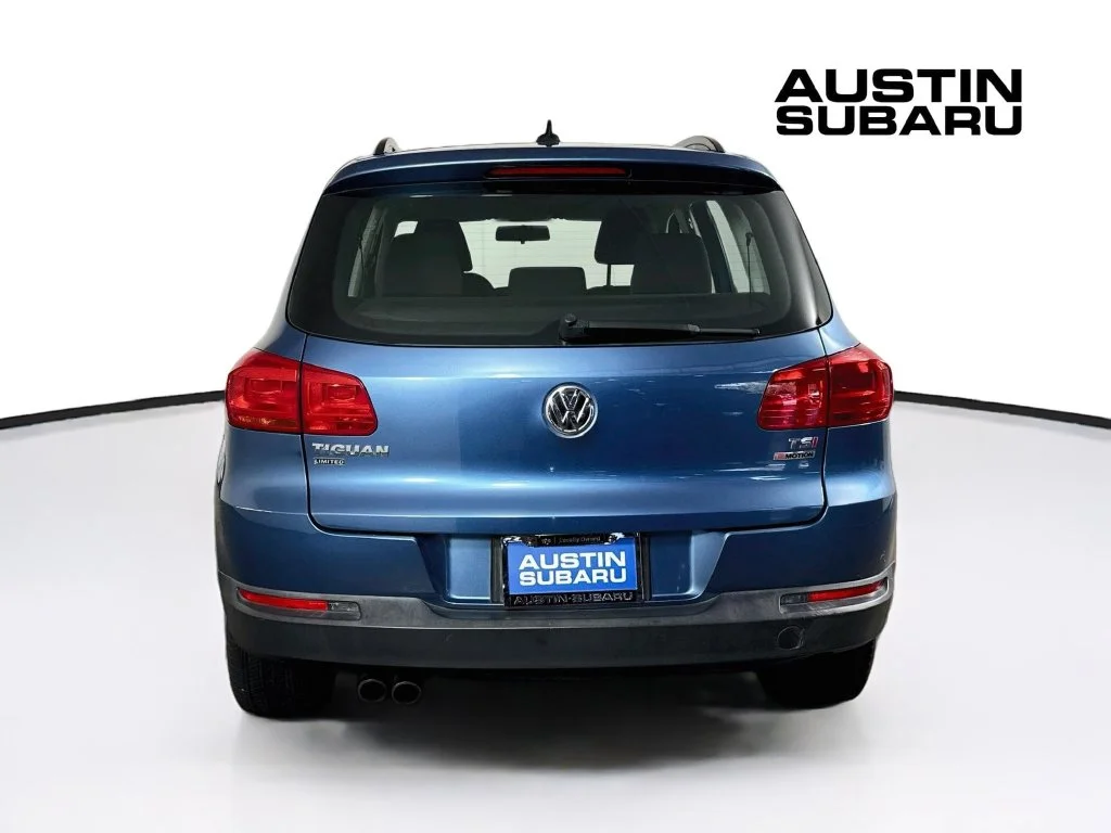 Used 2018 Blue Volkswagen 2.0T image 6