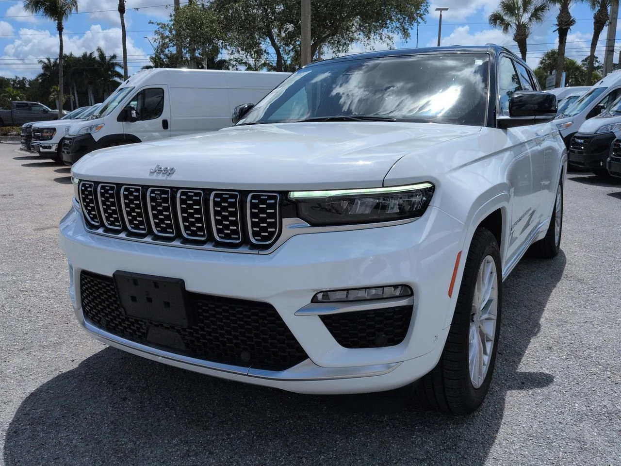 2024 Jeep Grand Cherokee Summit - Photo 9