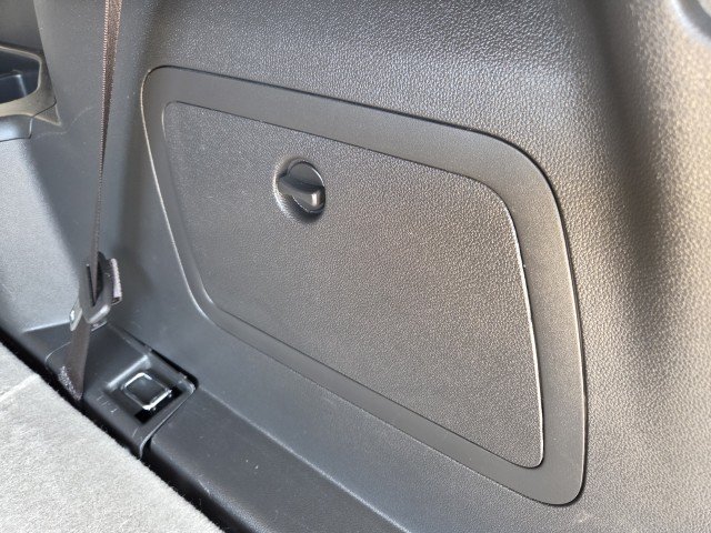 Used 2013 White Ford XLT image 45
