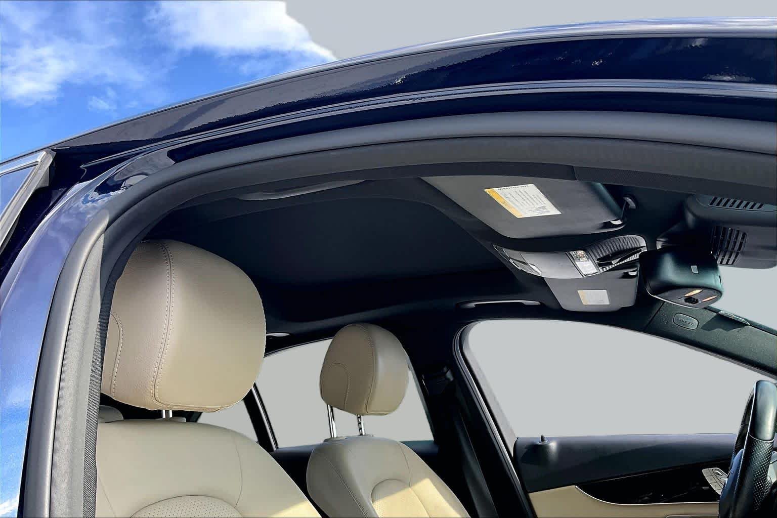 Used 2018 Lunar Blue Metallic Mercedes-Benz C 300 image 14