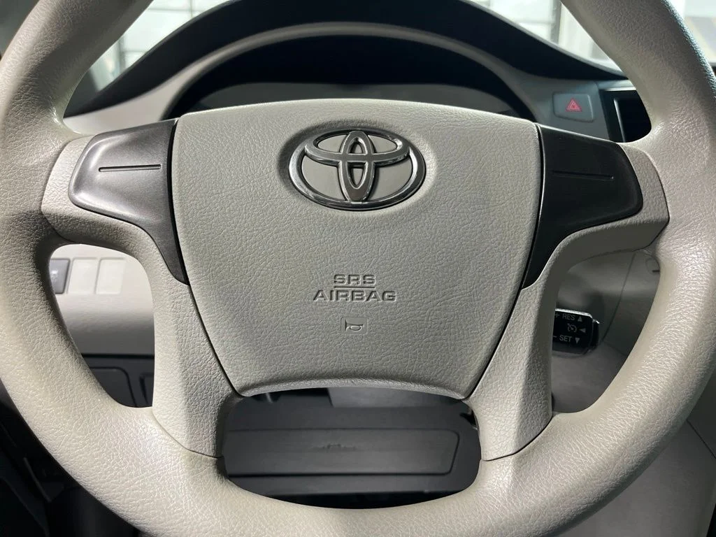 Used 2012 Predawn Gray Mica Toyota Base image 16