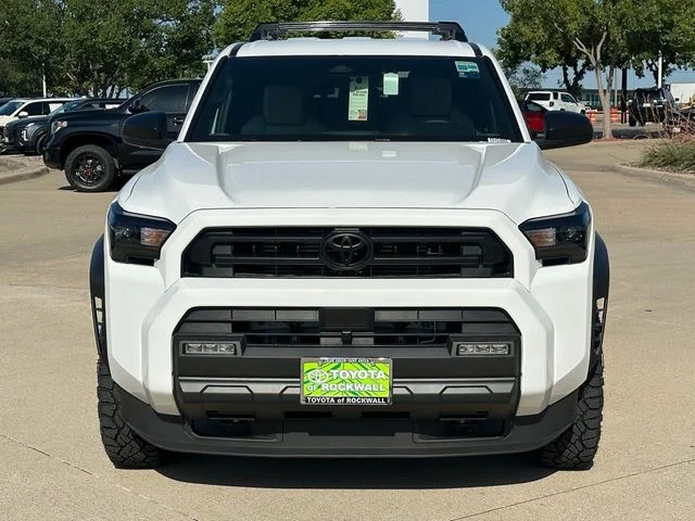 New 2026 White Toyota SR5 image 7