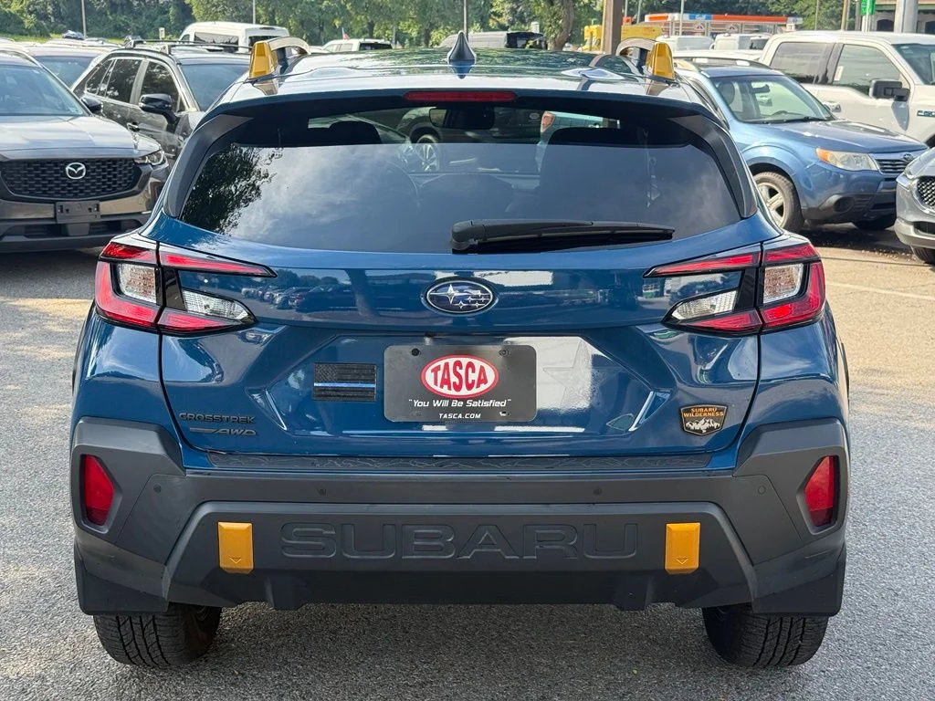 Used 2024 Geyser Blue Subaru Wilderness image 9