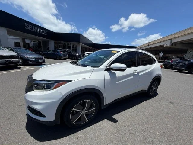 Used 2022 White Honda EX image 10