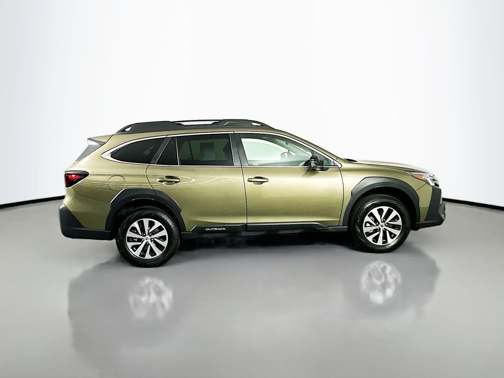 Used 2025 Autumn Green Metallic Subaru Premium image 9