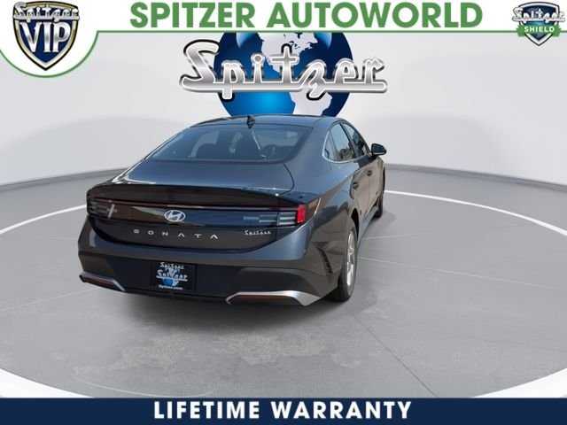 New 2026 Gray Hyundai SE image 34