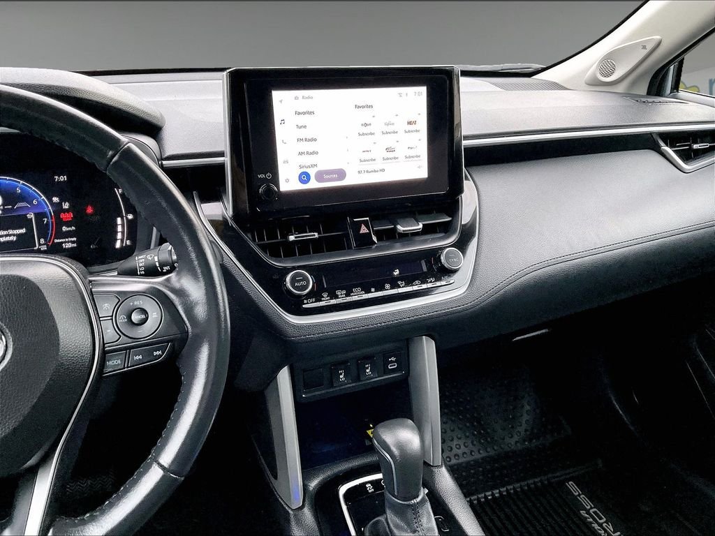 Used 2023 Silver Toyota XLE image 18