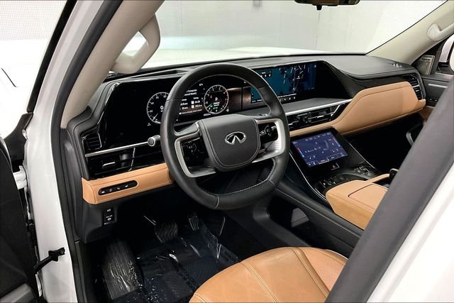 2025 INFINITI QX80 Sensory 4WD - Photo 16