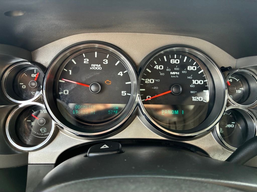 Used 2014 Silver Chevrolet LT image 18