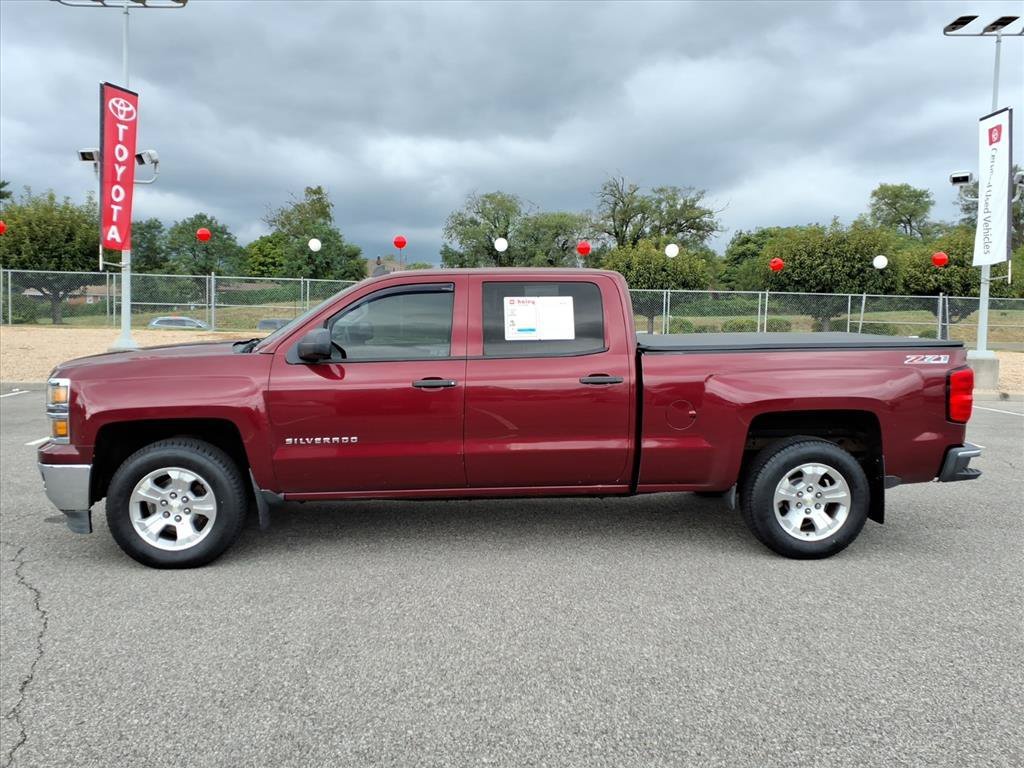 Used 2014 Red Chevrolet LT image 8