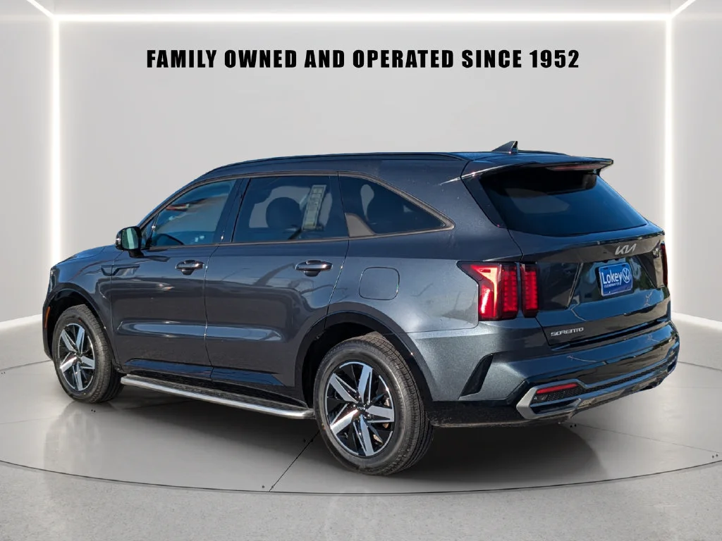Used 2023 Gray Kia EX image 4